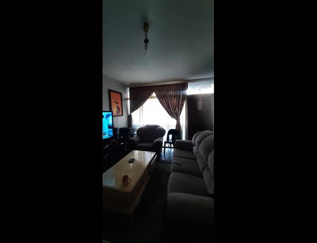 1 BEDROOM APARTMENT FOR SALE IN MUCKLENEUK
